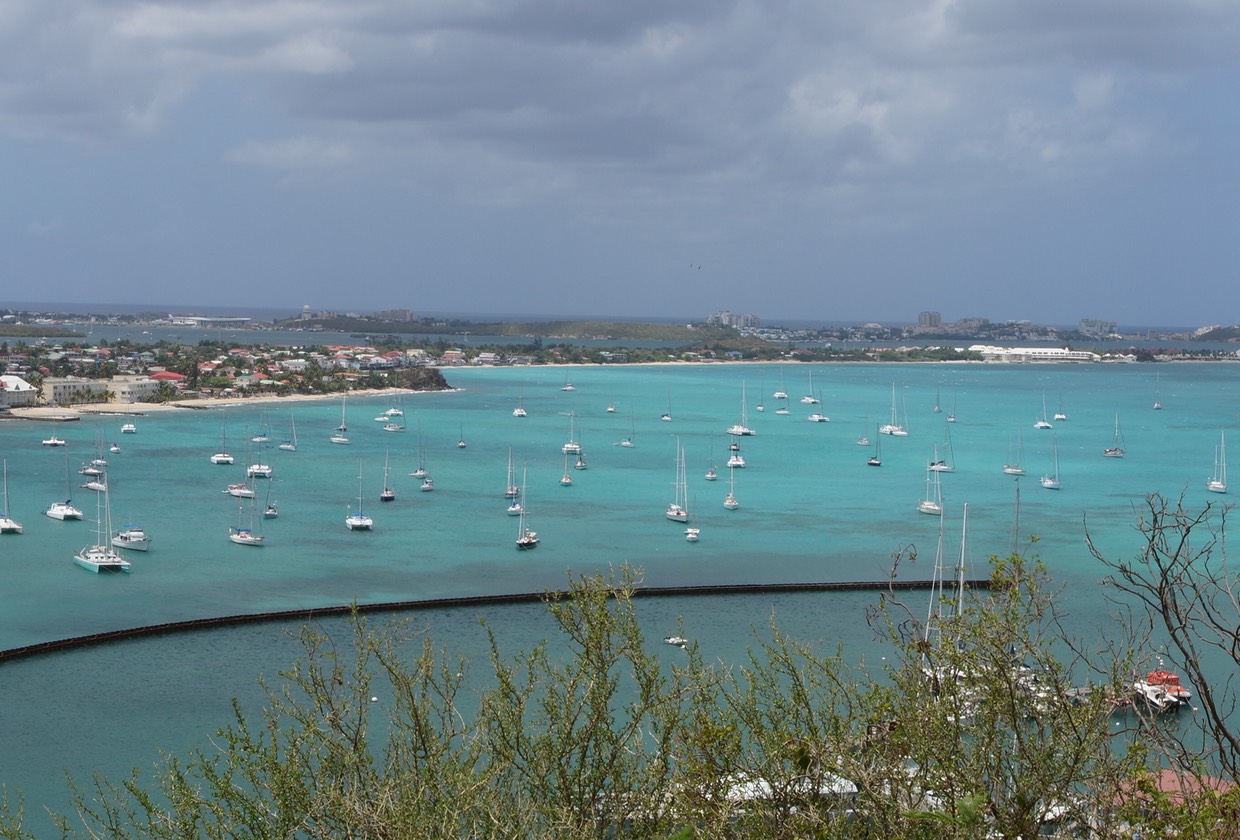 042113 St Marten - Marigot Bay from Fort Louis
