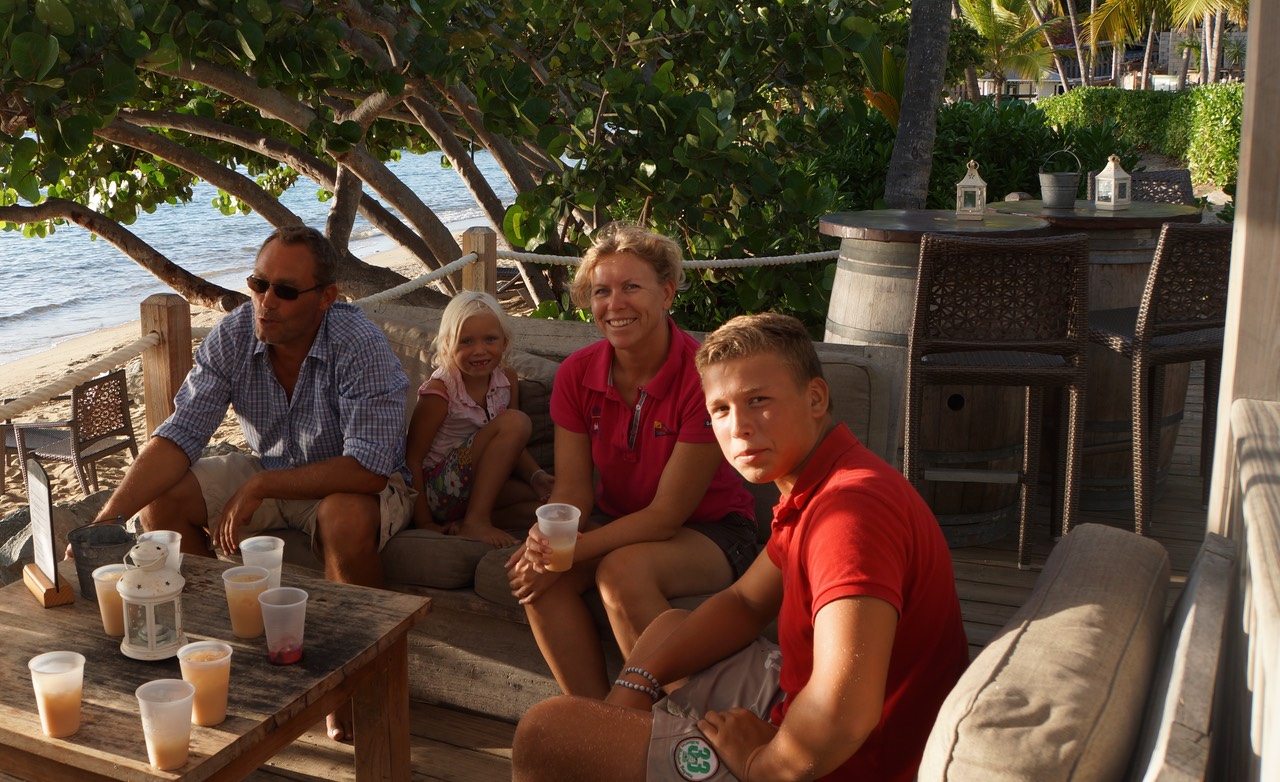 042513 10 Sundowners = Pain Killers - at Coopers Island with Berend Nor Kirsten and Tim
