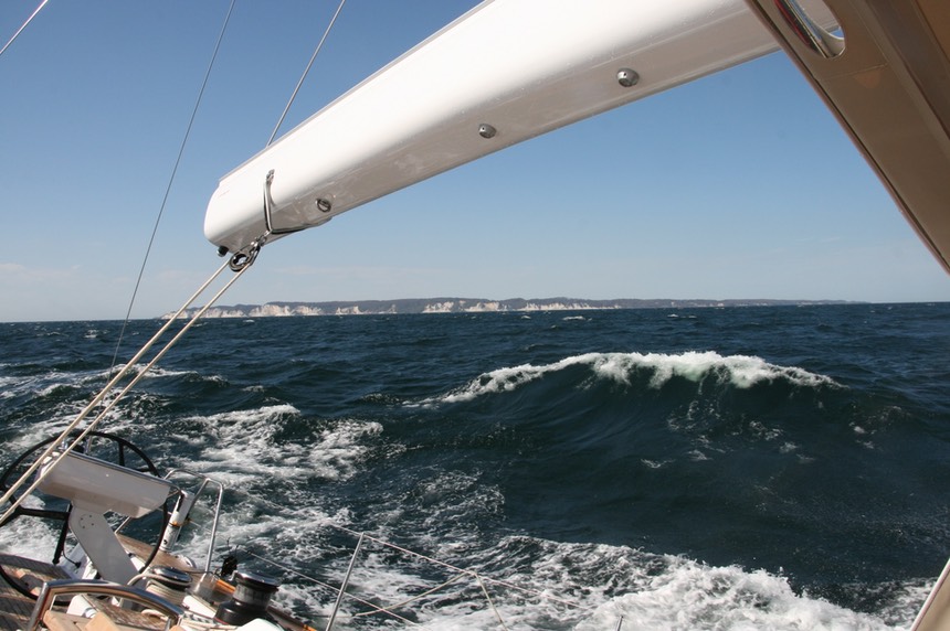 050112 5 Blowing 28knots are we having fun yet