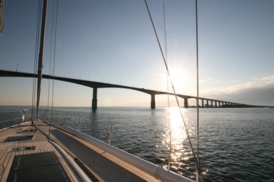 051512 1 Sailing Kalmar to Visby approaching the bridge 36m to Oland
