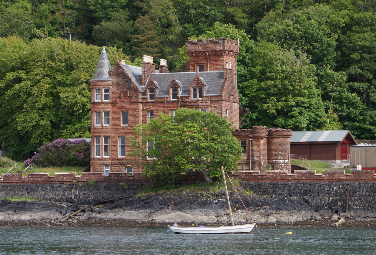 061313 27 Heading up the Kerrera Sound to Oban