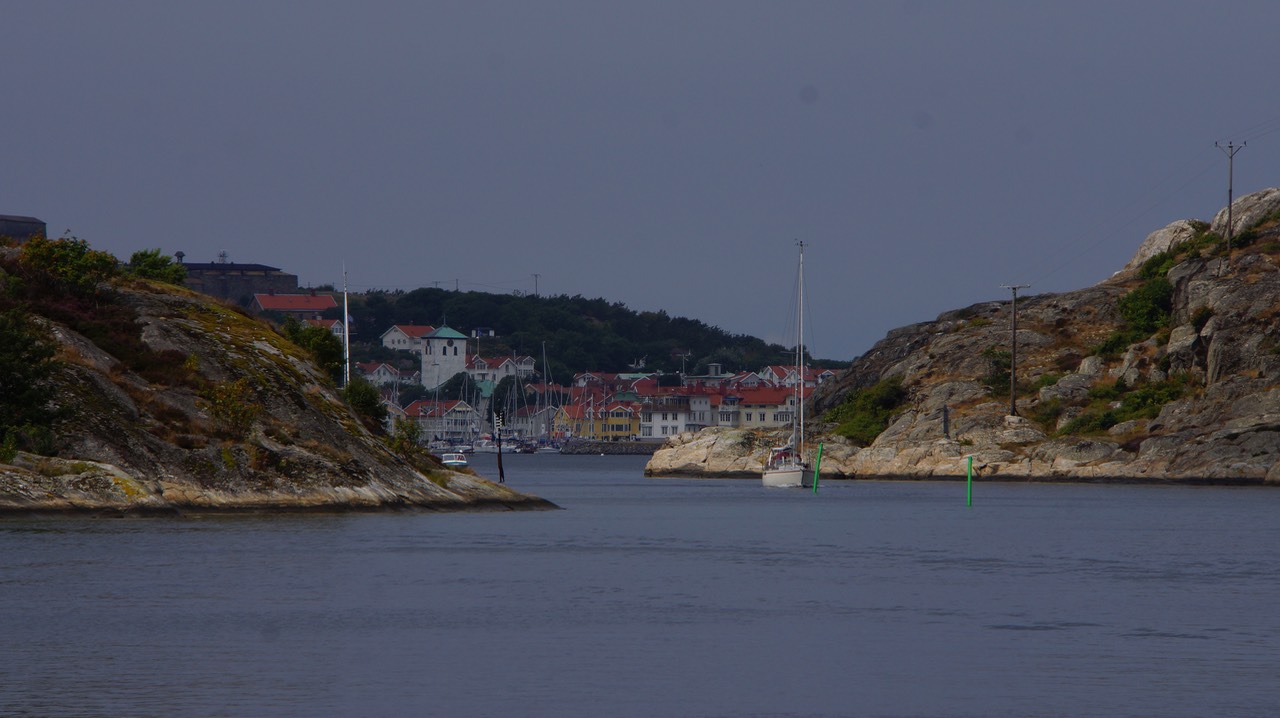 072713 4 Approaching Marstrand from Alberktssunds Kanal