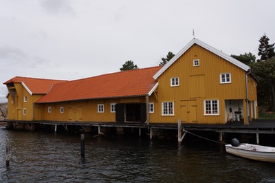 090113 4 THe Herring Factory