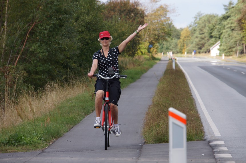 091313 5 Cycle day in Laeso
