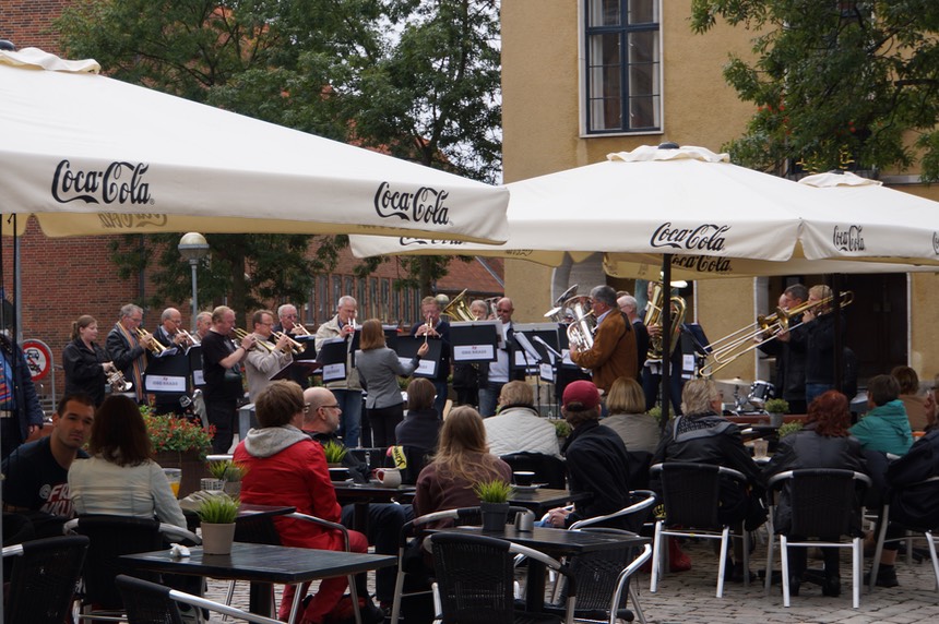 092213 5 Sonderborg Town square band playing Mama Mia songs