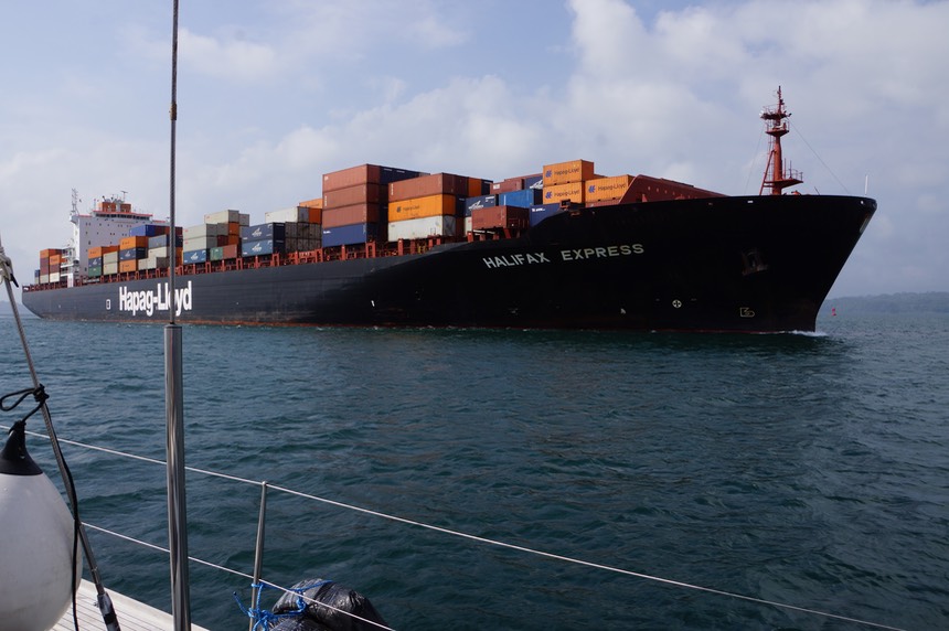 140214 7 Passing Traffic Gatun Lake
