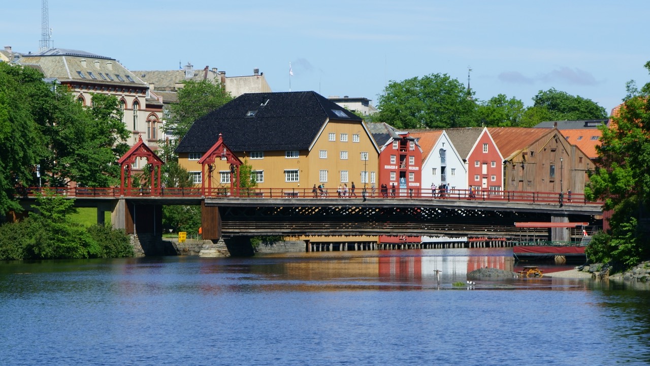 140614 10 The Gamle Bybro and Bryggene Trondheim