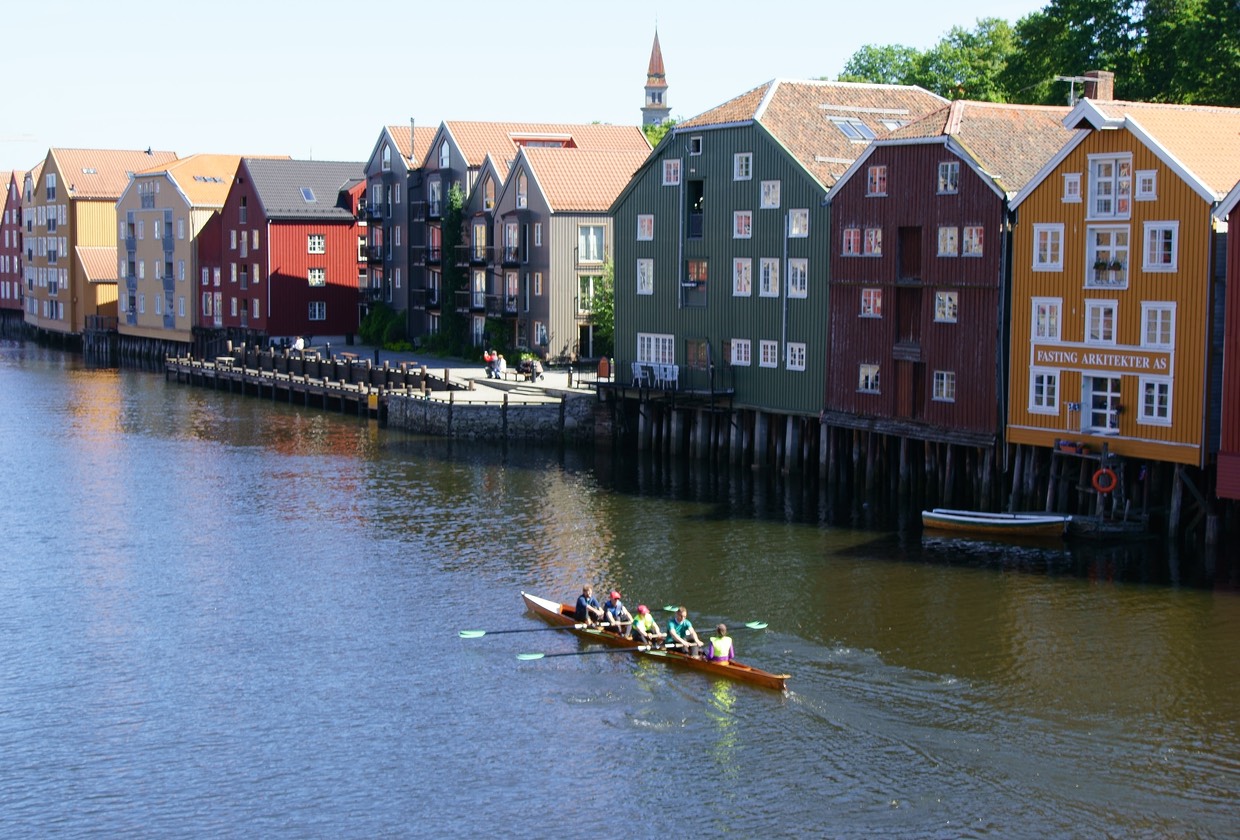 140614 6 Bryggene the oldest buildings go back to the 1700s Trondheim