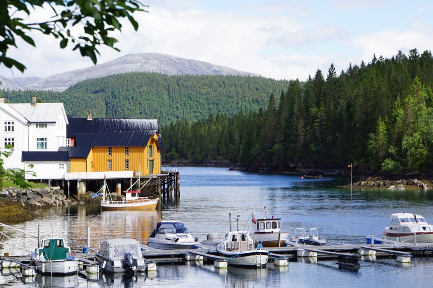 140619 16 Drive tour around the fjord Hammelsto
