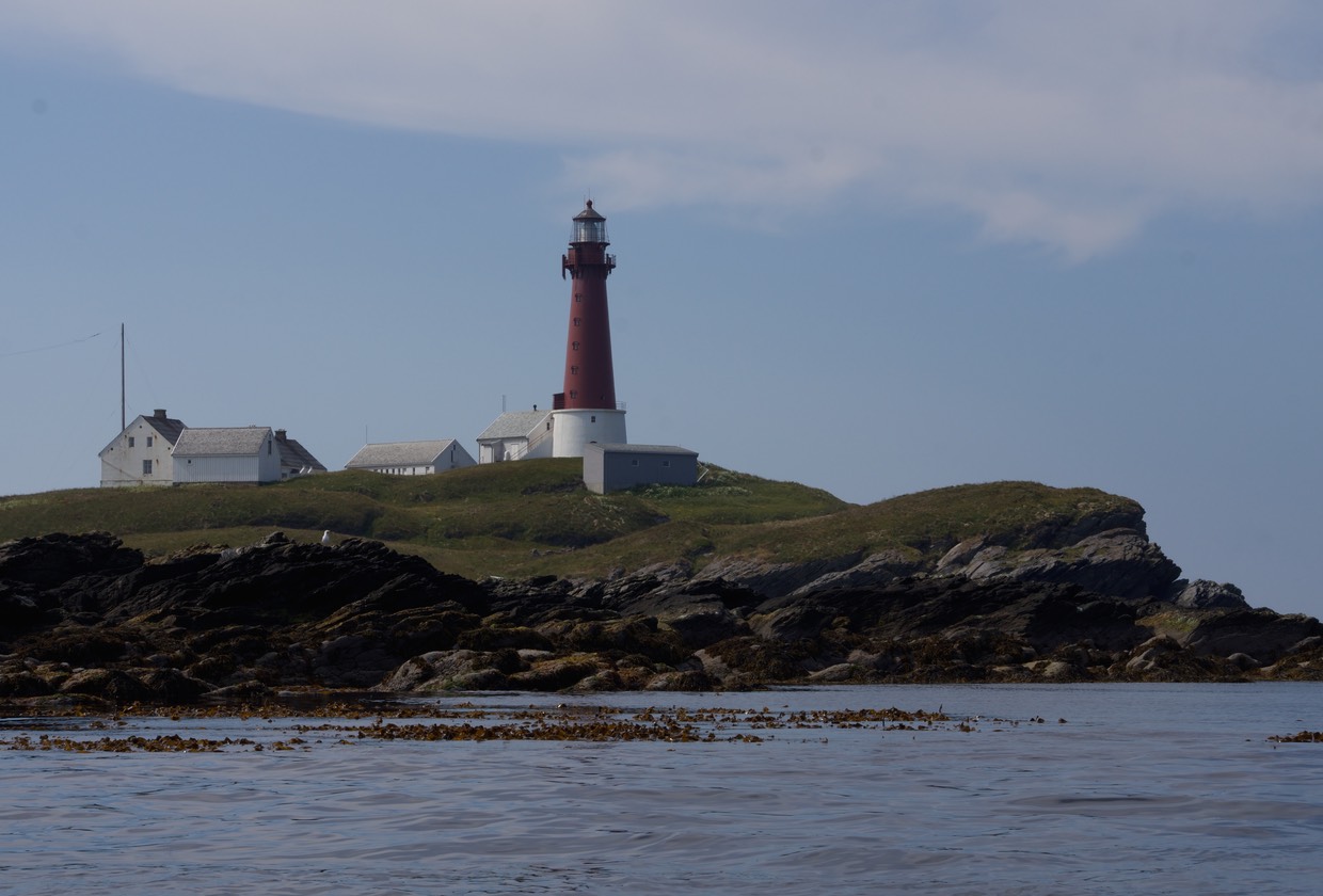 140707 27 Rib Tour Lighthouse on Skomvaer