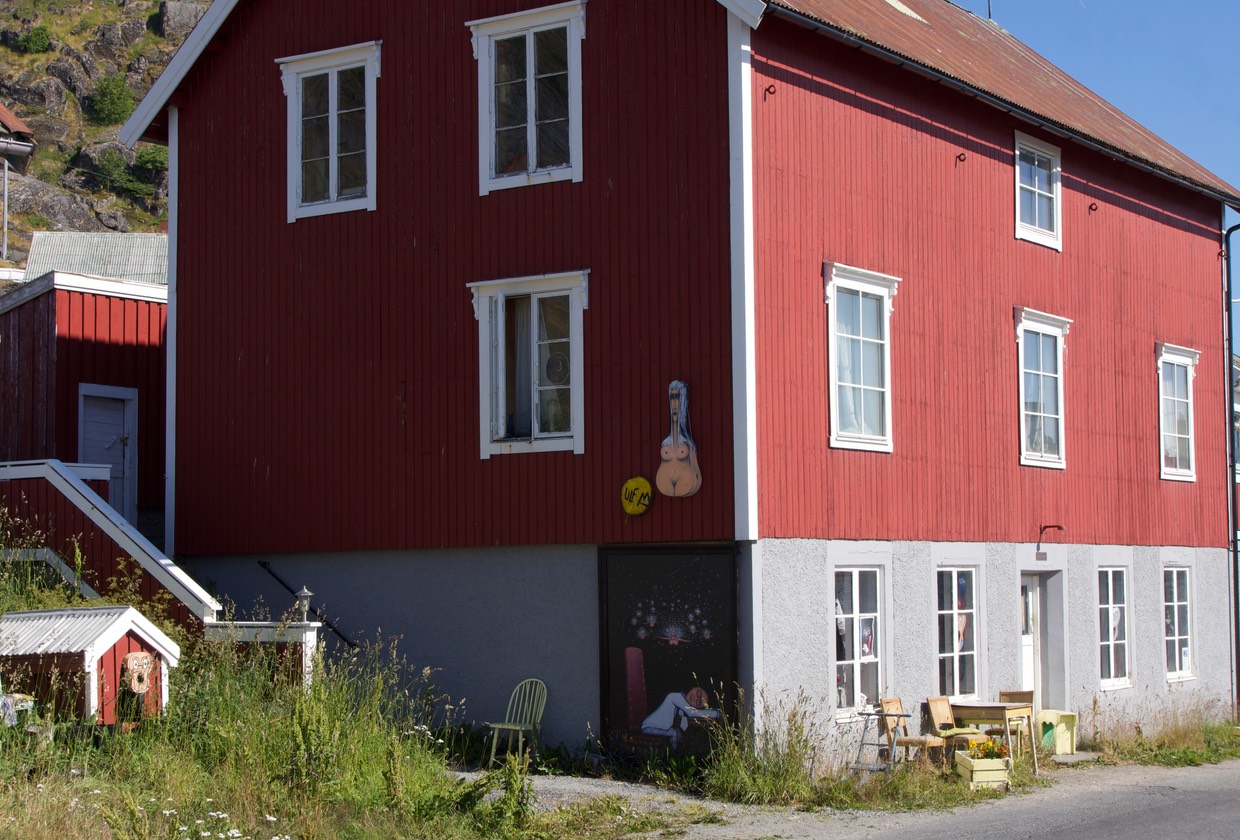 140714 2 Stamsund artist Ulf Ms gallery