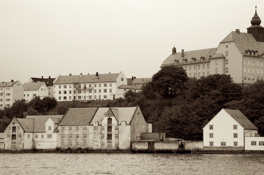 140801 4 Leaving Alesund  - Version 2