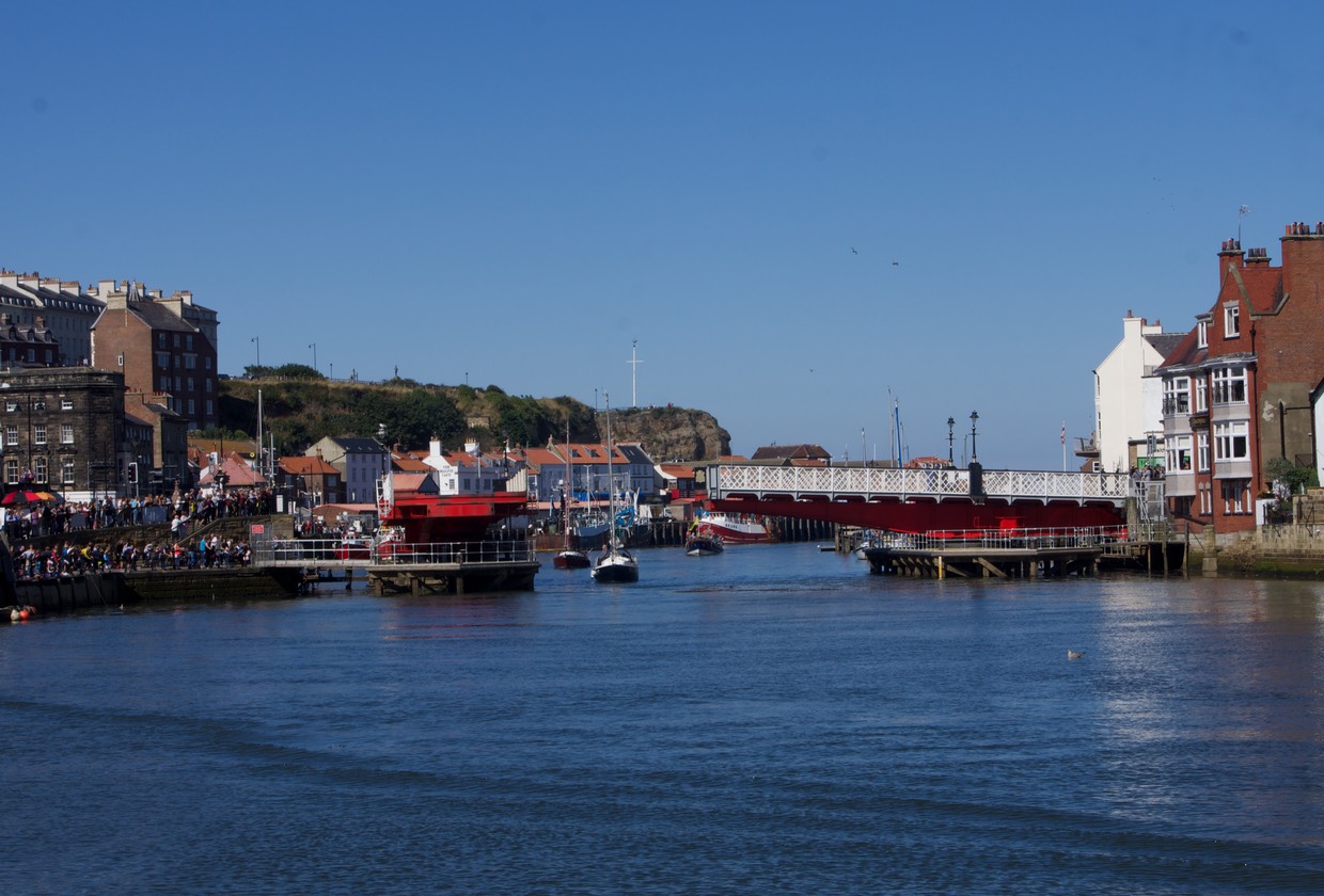 140907 18 Whitby Swing Bridge