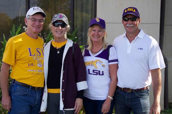 141108 19 LSU Football the support Team