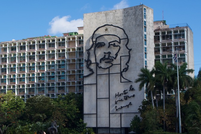 150226 2 plaza de la Revolucion Always Towards Victory