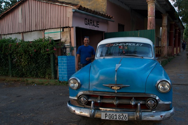 150228 44 The Local Garage Downtown Vinales