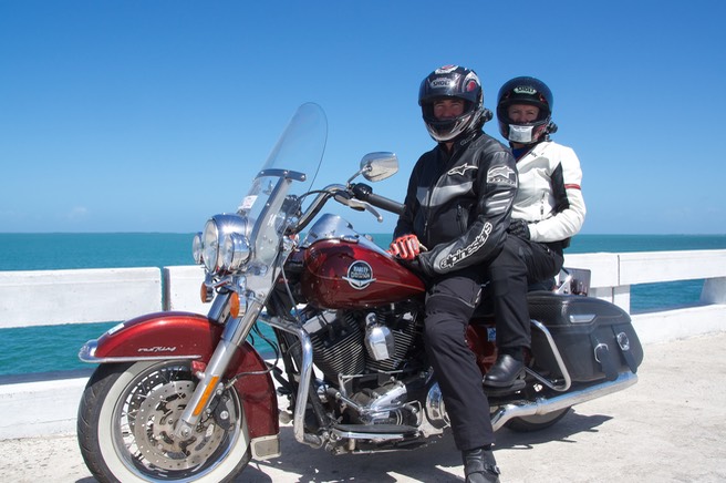 150305 3 Riding Playa Maria to Santa Clare Lee and Andrew