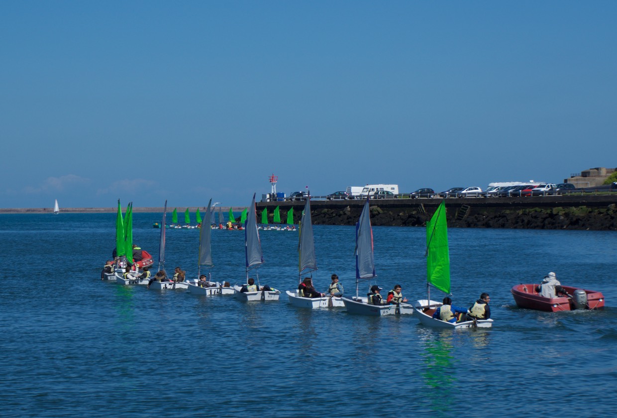 150427 3 Cherbourg Harbour Follow the Leader