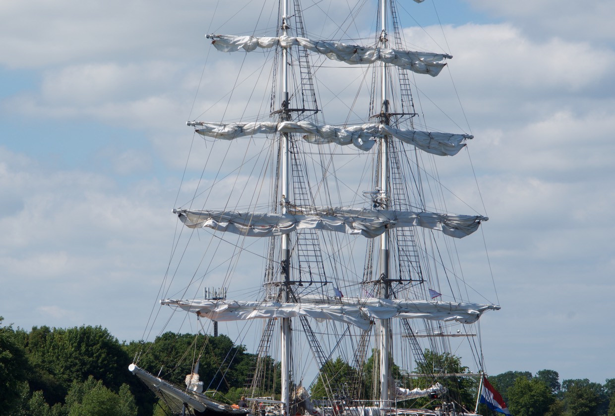 150630 10 Kiel Canal Traffic