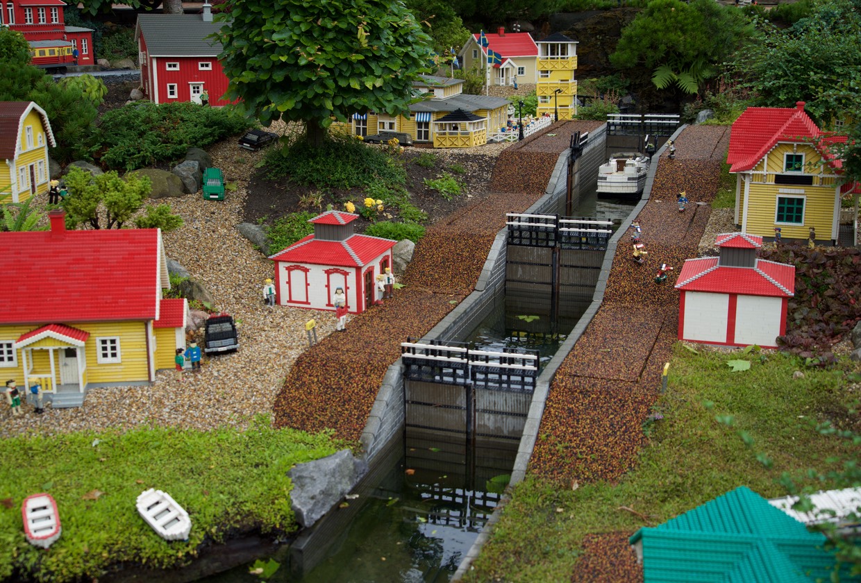 150709 8 Gota Canal Lego Style