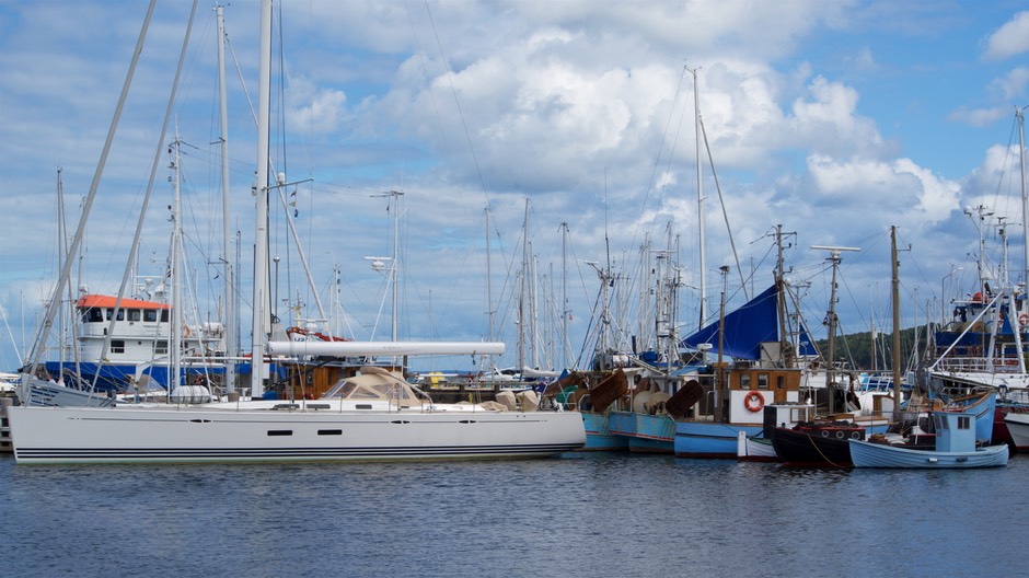 150723 4 Katherine alongside Gilleleje