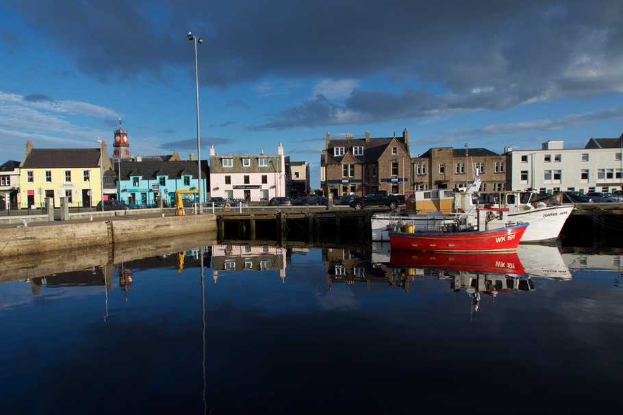 150803 4 Evening Sky Stornaway Harbour