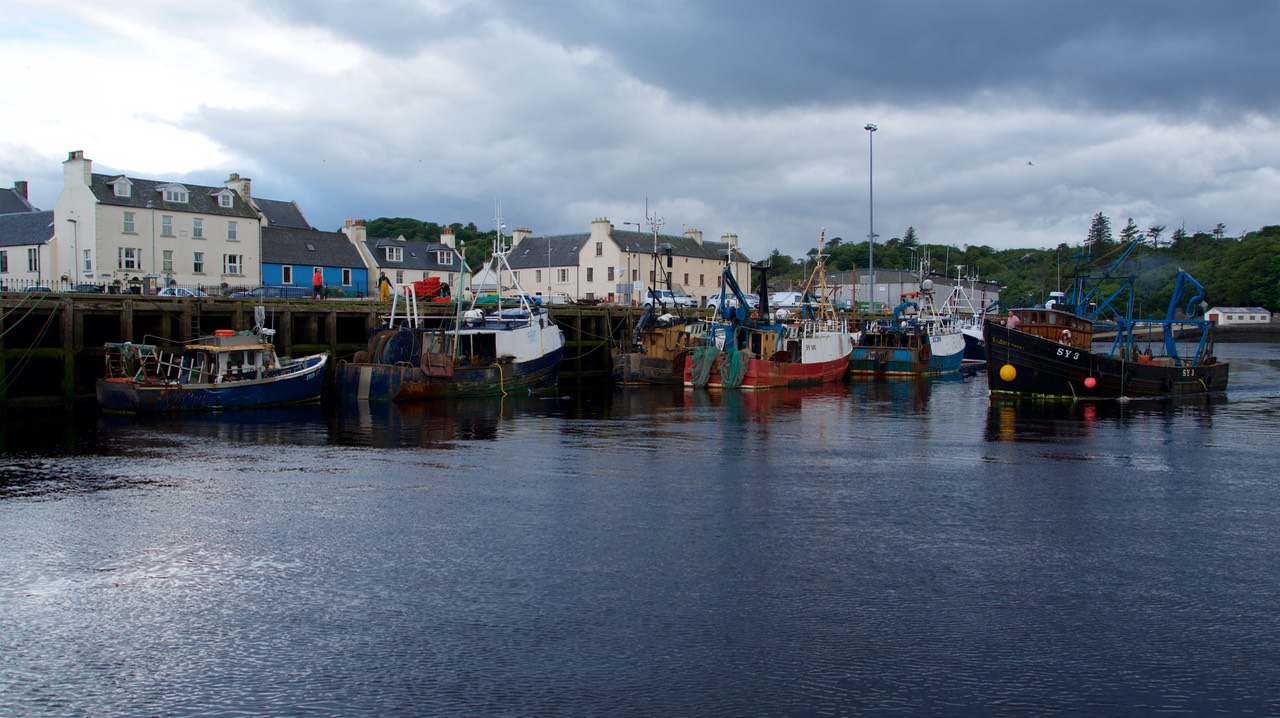 150807 14 Stornaway Harbour