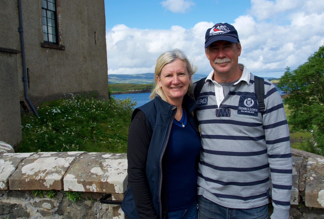150813 15 Tour to Dunvegan Castle Lee and Andrew