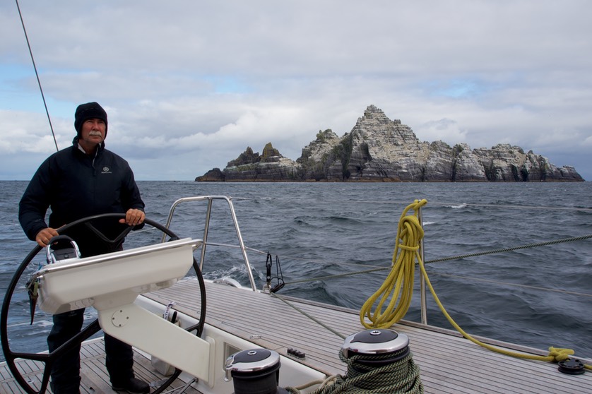 150903 15 Dingle for Crookhaven Passing Little Skellig Andrew.jpg