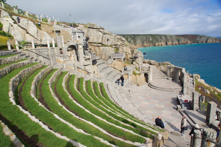 150923 4 Porthcurno Bay Minack Theatre.jpg