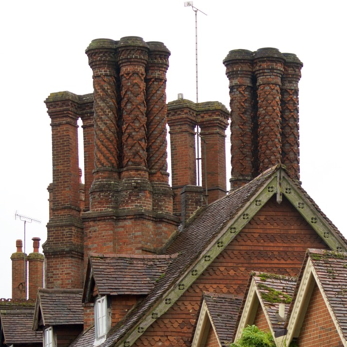 151107 2 Drive through Surrey Hills town of Albany Chimney Pots.jpg