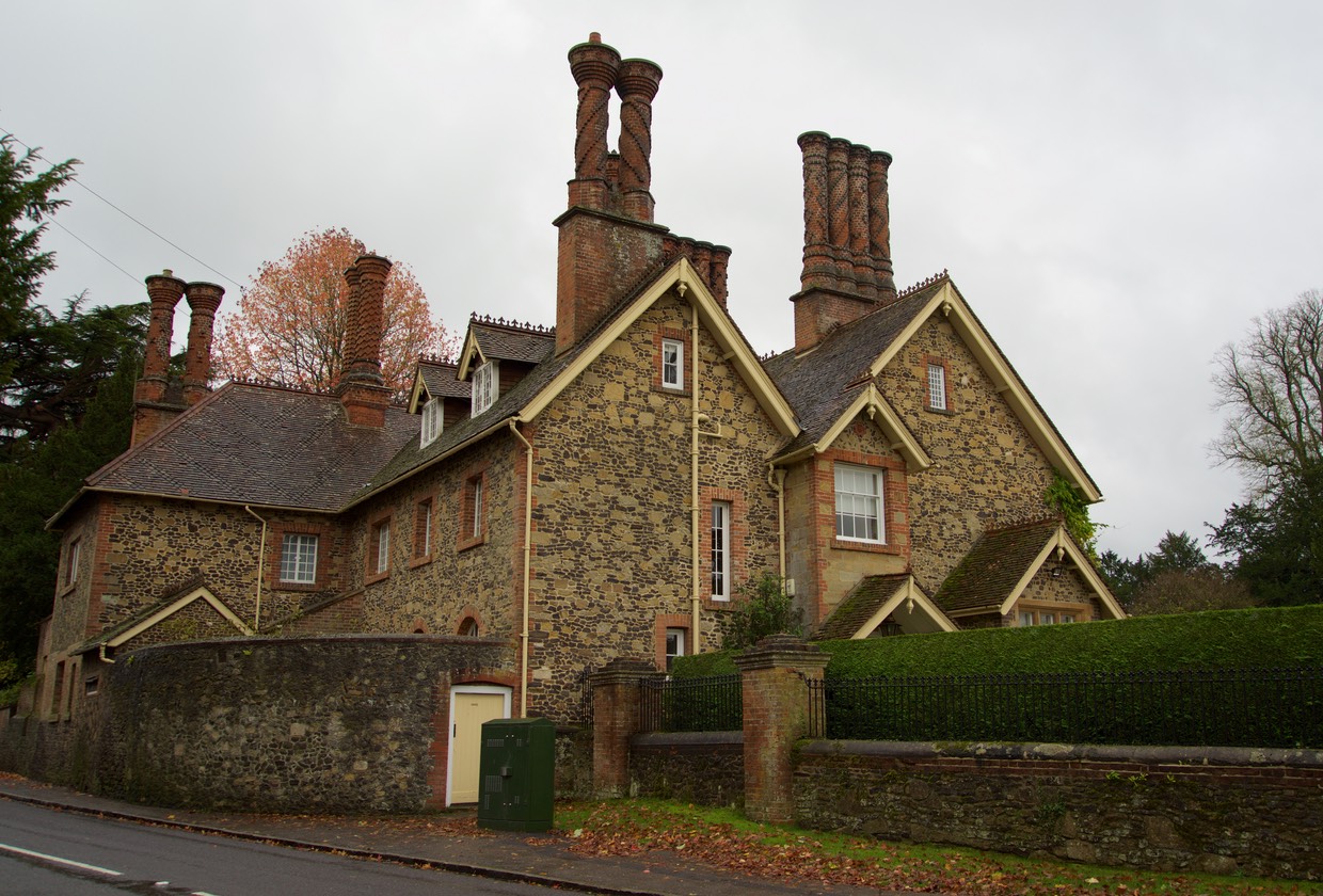 151107 Drive through Surrey Hills town of Albany