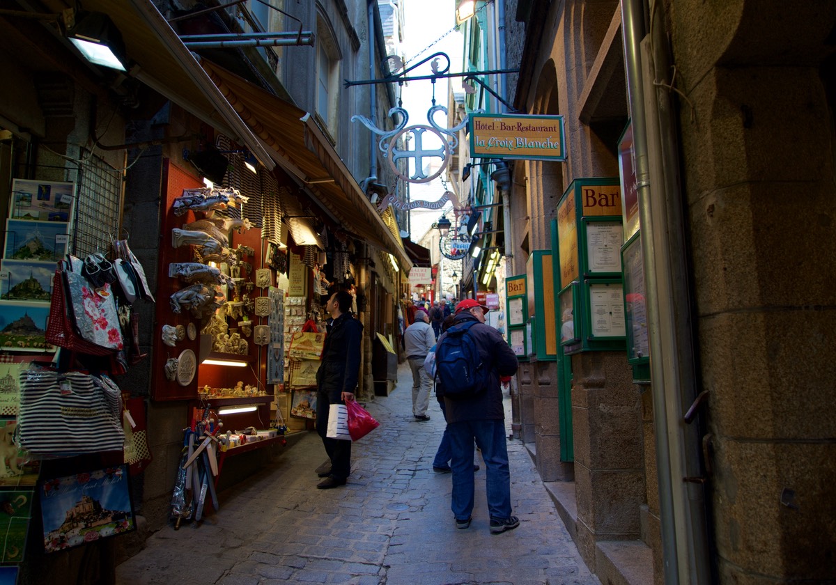 160525 Mont-St-Michel Streets