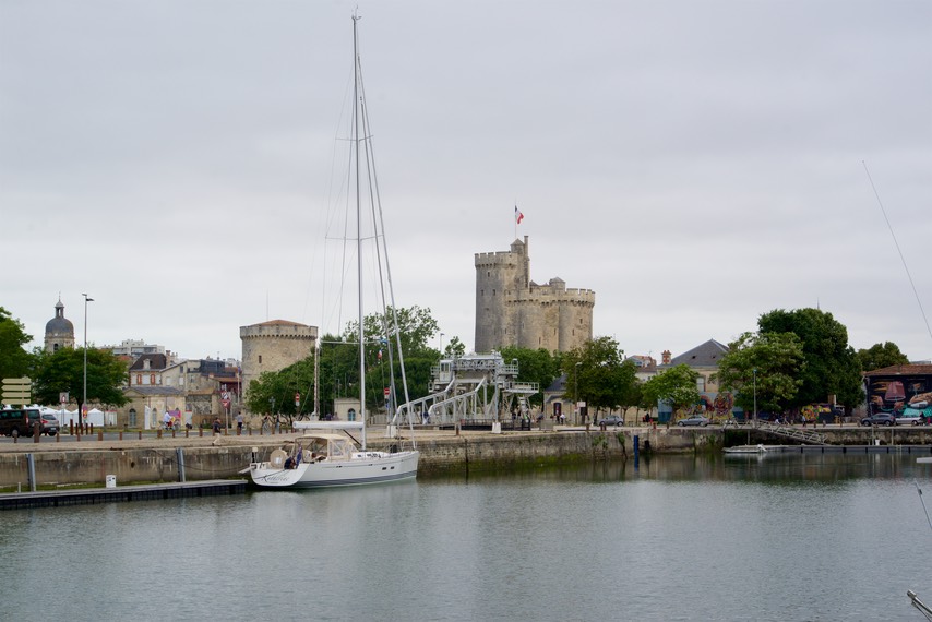 160605 2 Katherine alongside La Rochelle in Basin