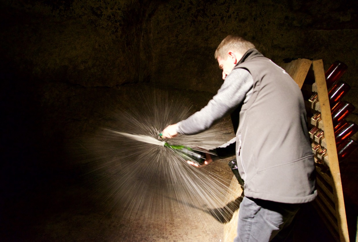 160706 Cave Tour Robert et Marcel Wine Coop tour wine disgorgement Philipe Imbert
