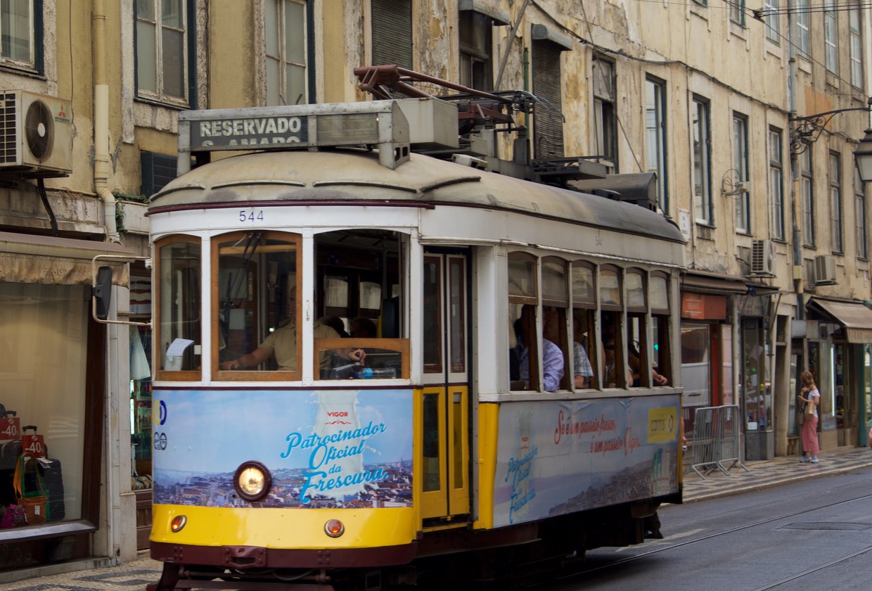 160817 Tram Lisbon