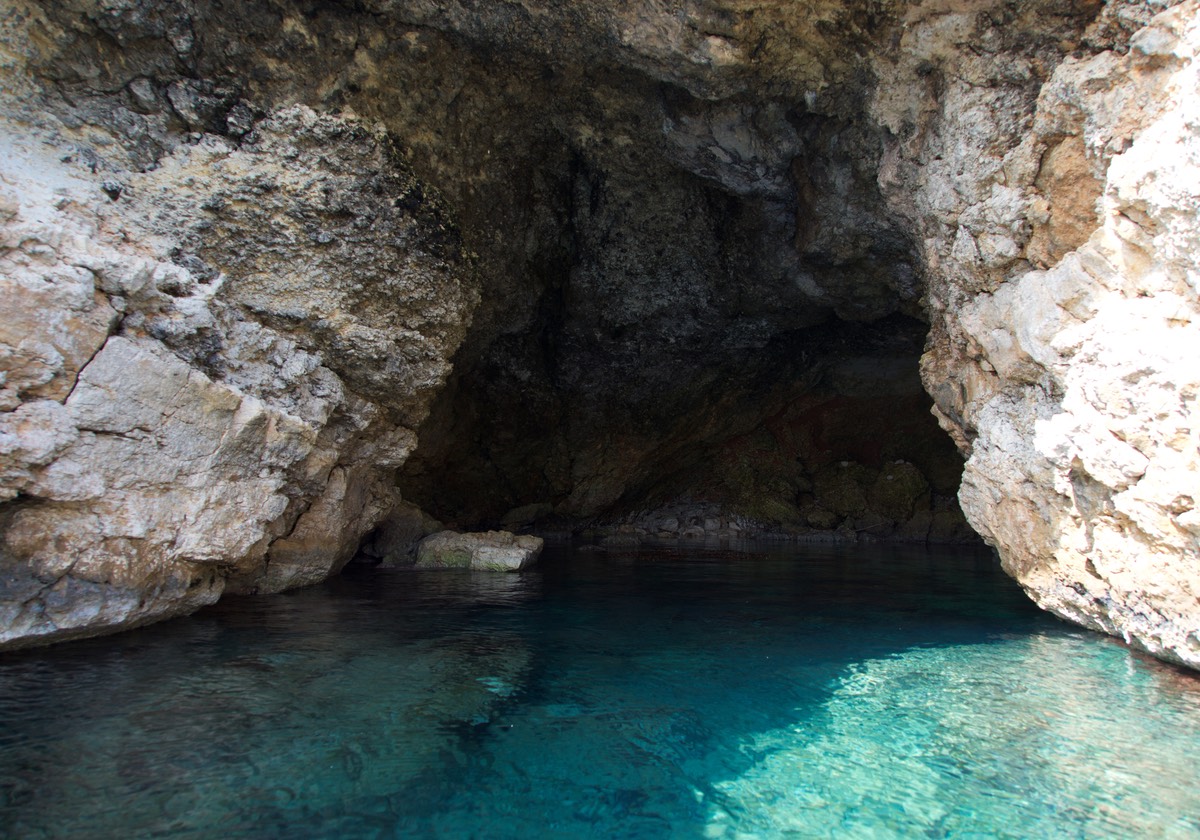 170415 Anchorage Torre de Portinatx Cave Ibiza