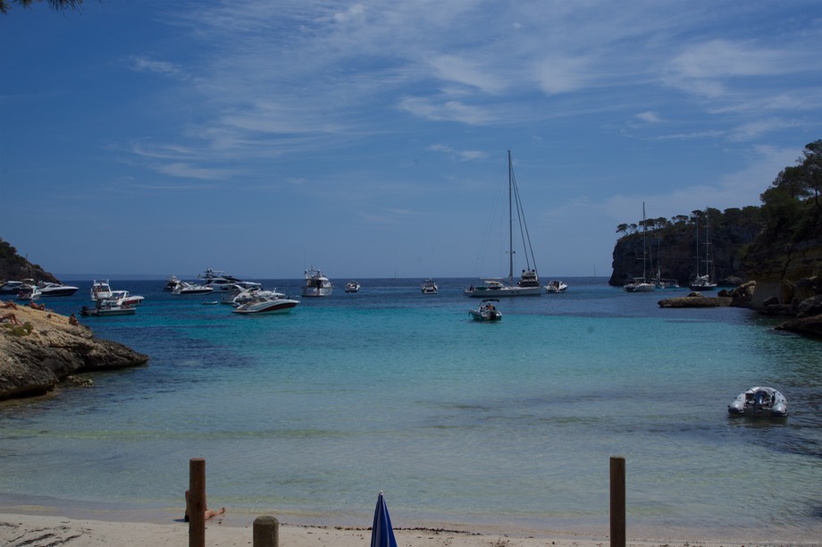 170417 12 Katherine on anchor Portals Vells from Restaurant