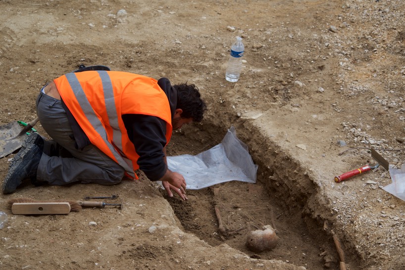170510 5 Drive day to Aix en Provence Excavations