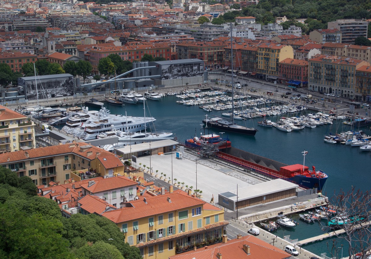 170608 Nice Harbour our mast competitor leaving