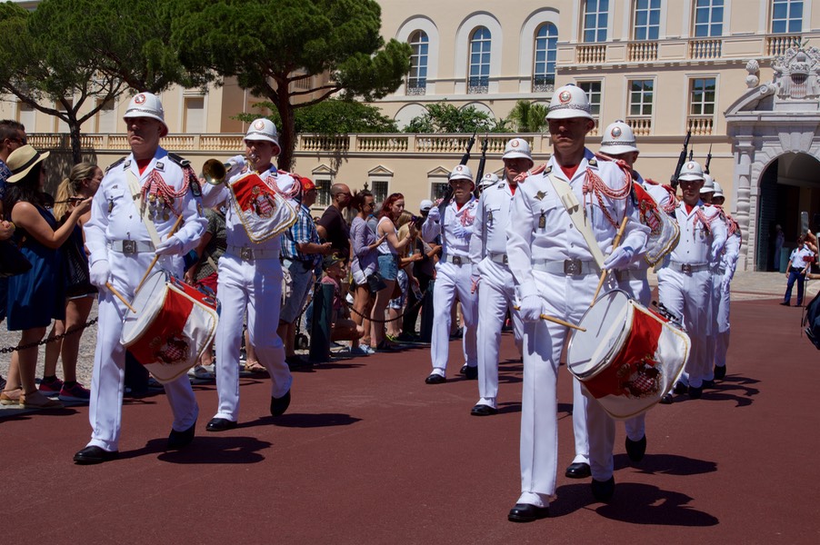 170610 4 Monaco Changing of the guard