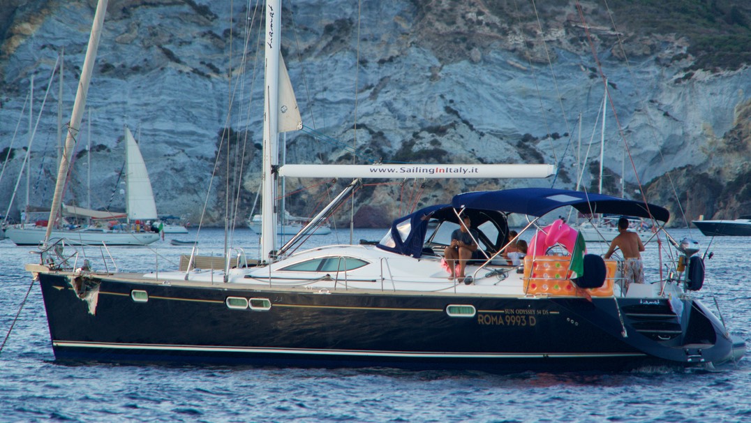 170708 5  Isle Ponza this boat has had a bad day