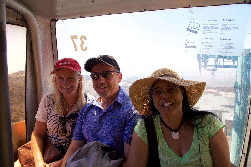 170728 6 Mt Etna Gondola Ride Lee Jan and Lee