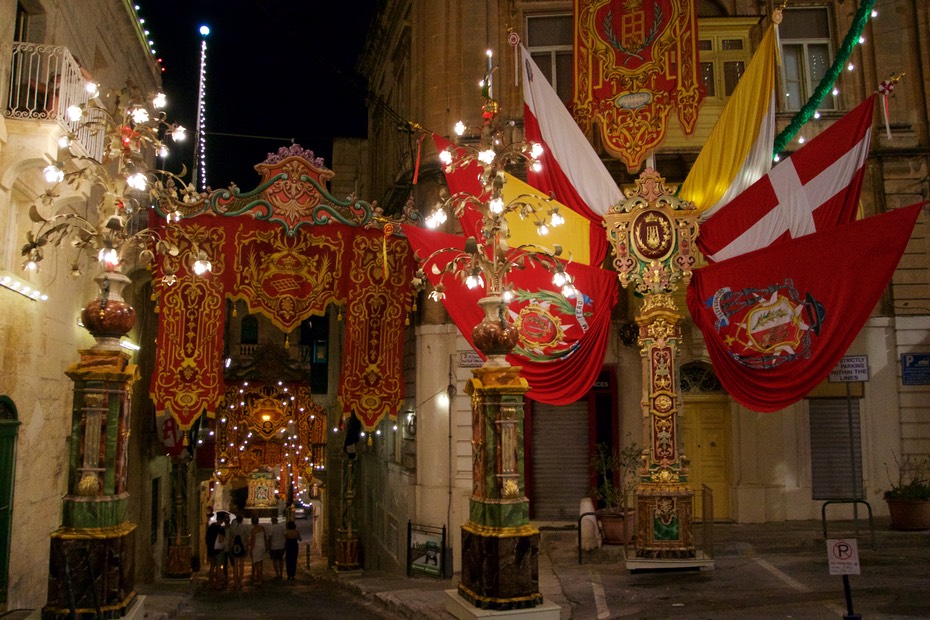 170806 24 Flags for the Feast of St Lawrence Celebrations