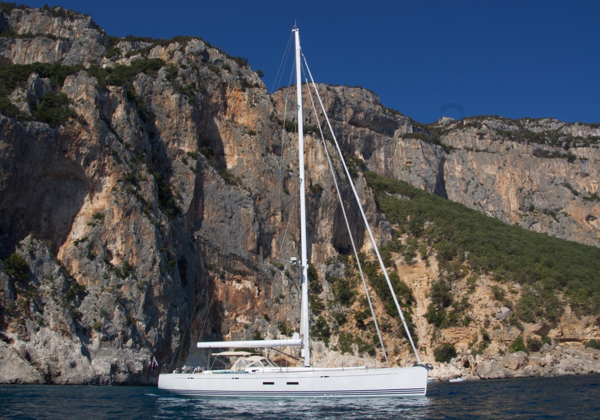 170824 Katherine anchored off Grotta Del Fico