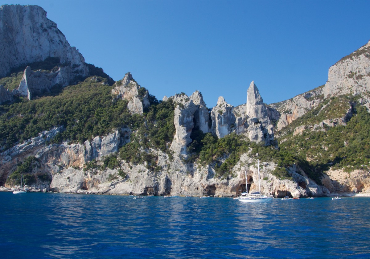 170824 Sailing from Santa Maria Navarrese to Grotta Del Fico
