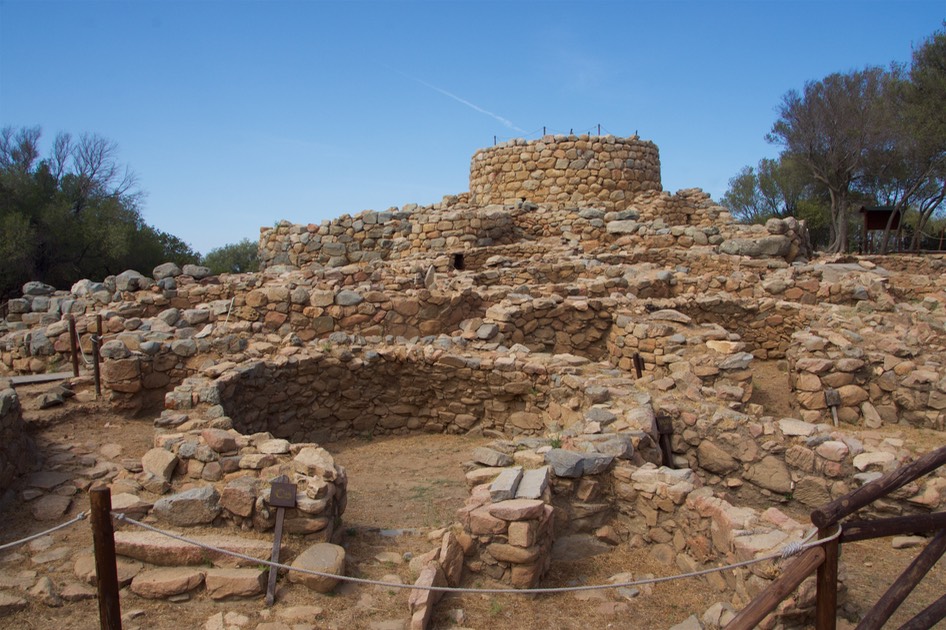 170828 11 Drive day from Cannigione  Nuraghe 14th - 9th century bc settlement