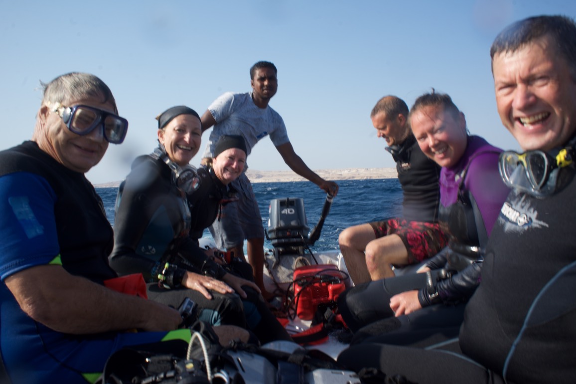 170902-05 Red Sea  65 Divers
