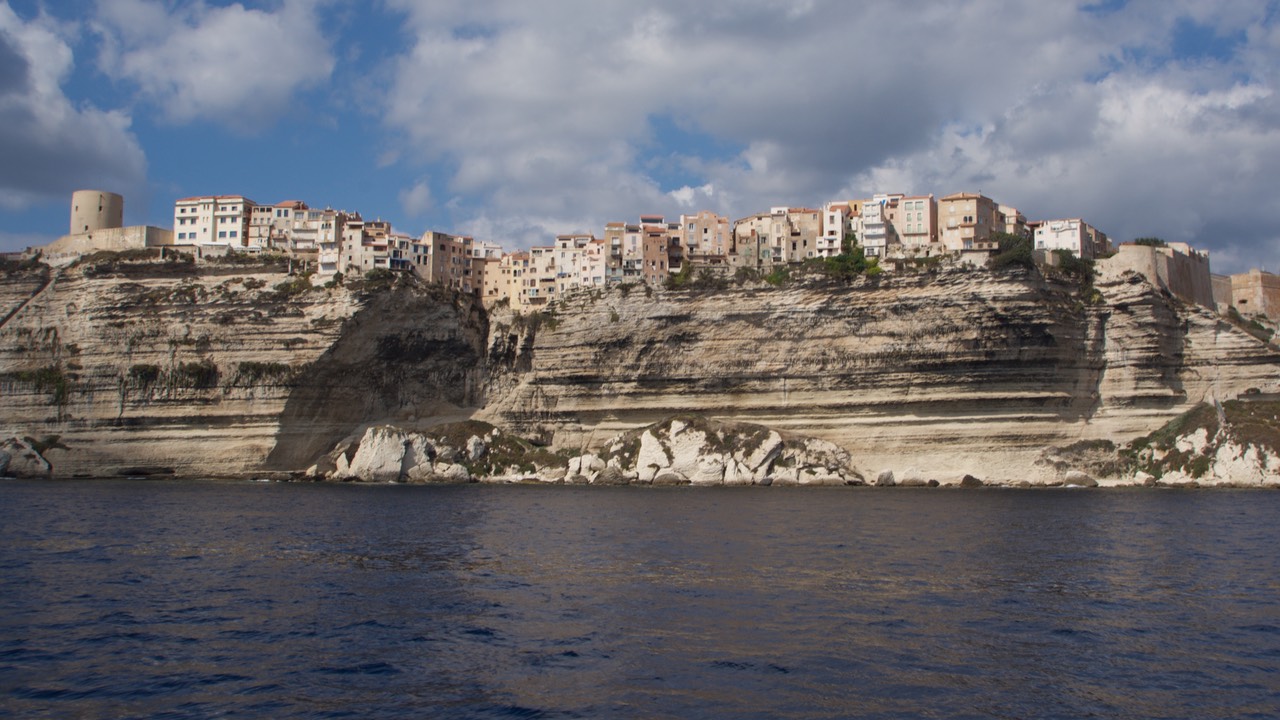170927 4 Approaching Bonafacio