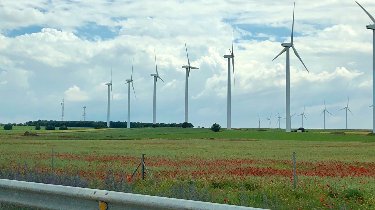 180528 2 Driving Madrid to Cartagena we have never seen it so green